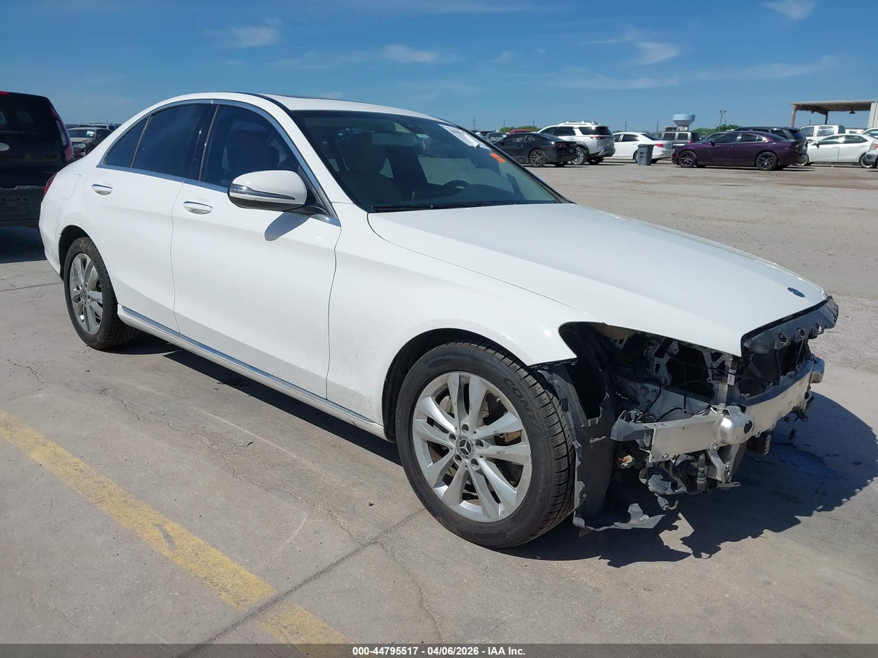55SWF8DB0KU****** · 2019 MERCEDES-BENZ C 300
