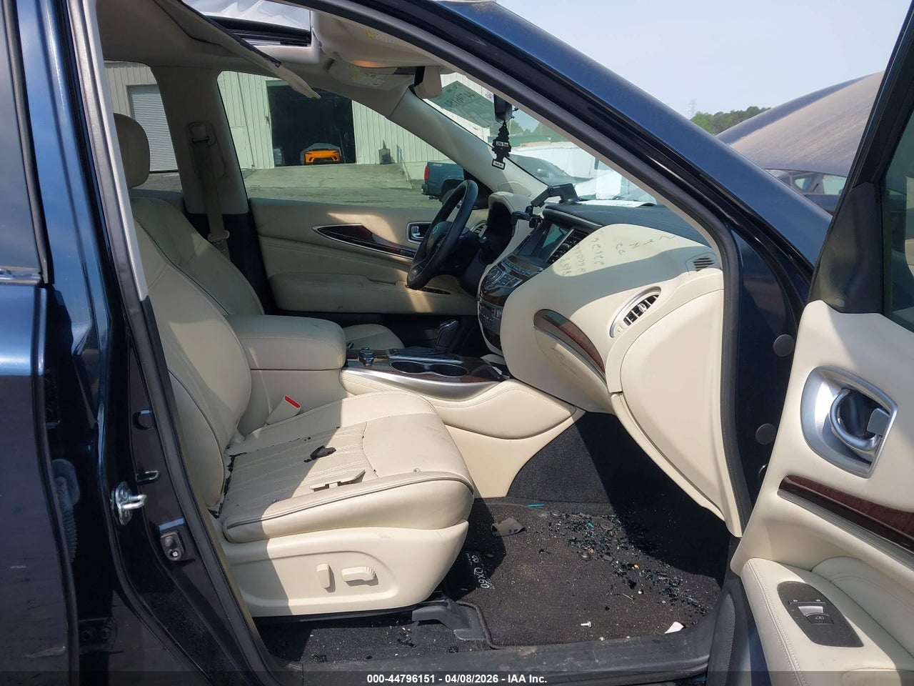 2020 INFINITI QX60 LUXE · 5/11