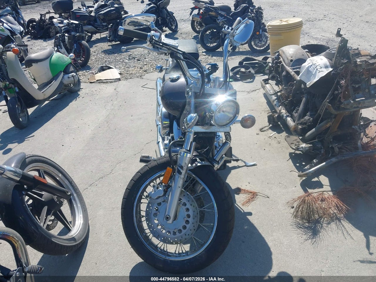 2005 YAMAHA XVS1100 A · 5/11