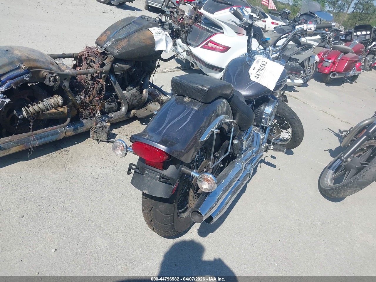 2005 YAMAHA XVS1100 A · 4/11