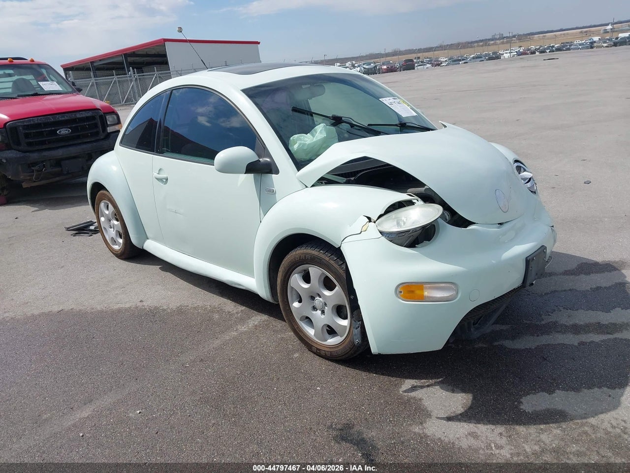 3VWCB21C22M****** · 2002 VOLKSWAGEN NEW BEETLE GLS