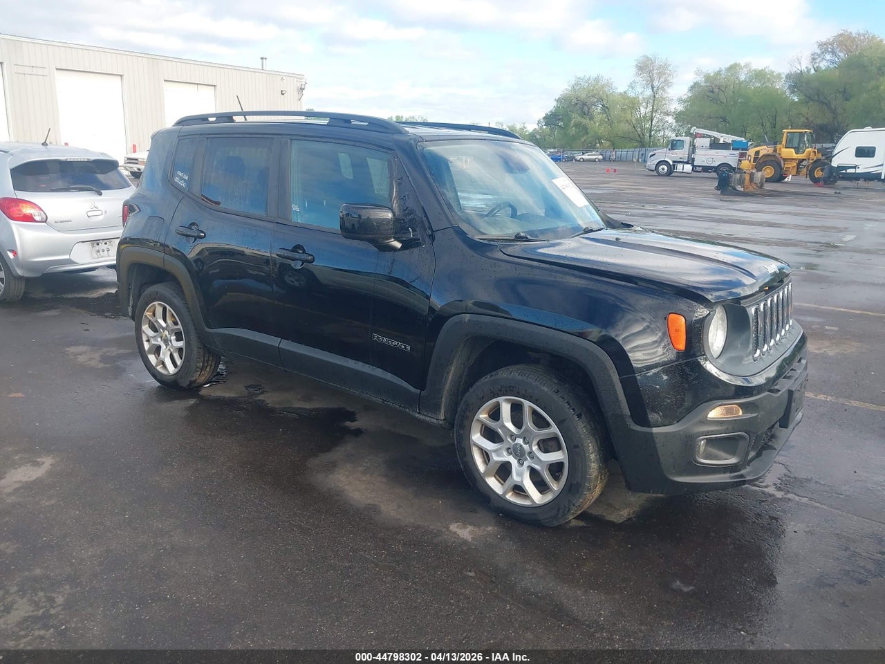 ZACCJBBB3HP****** · 2017 JEEP RENEGADE LATITUDE 4X4