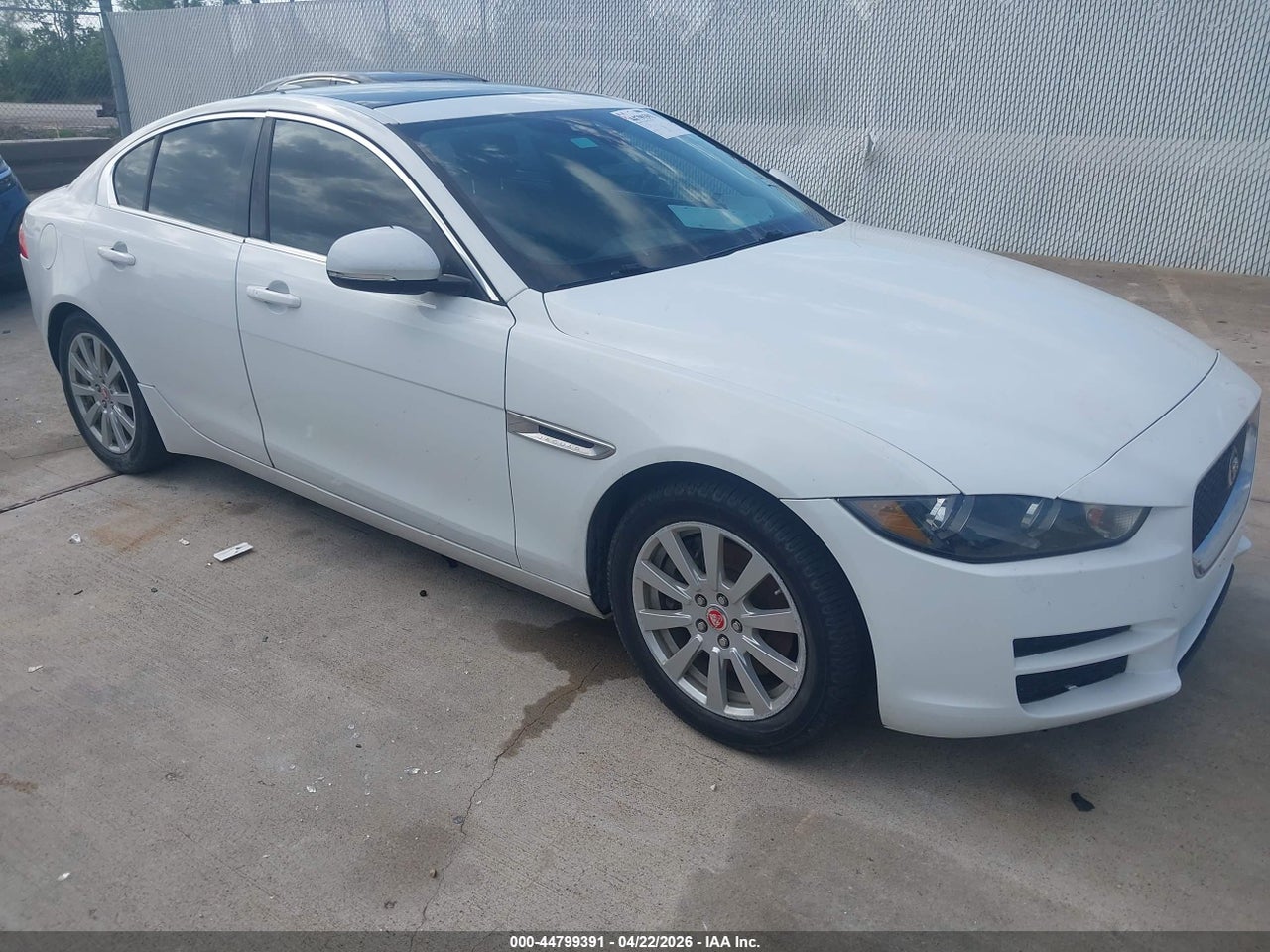 SAJAS4FX6KC****** · 2019 JAGUAR XE 25T