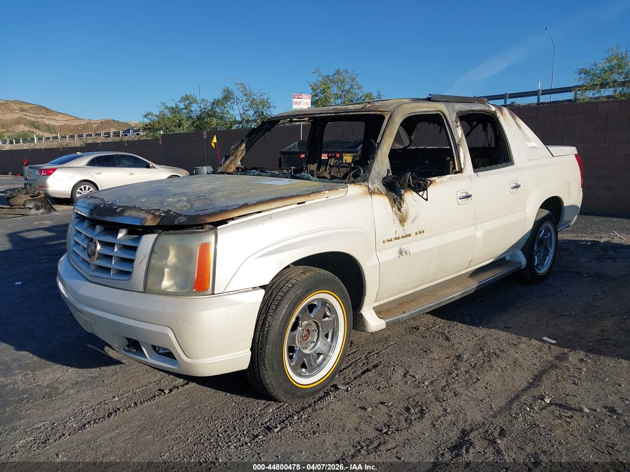 2003 CADILLAC ESCALADE EXT STANDARD · 2/10