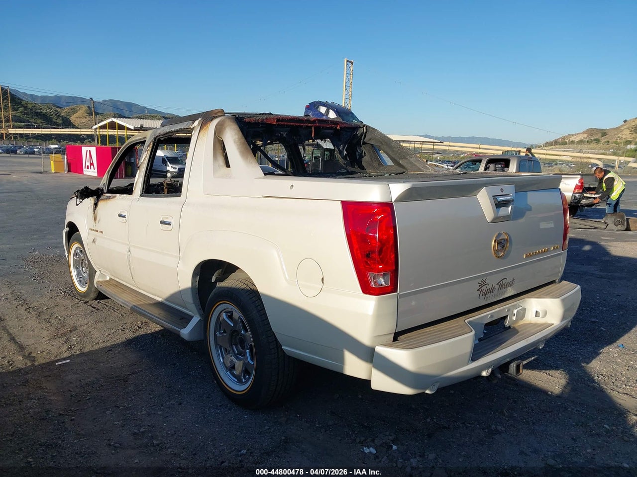 2003 CADILLAC ESCALADE EXT STANDARD · 3/10