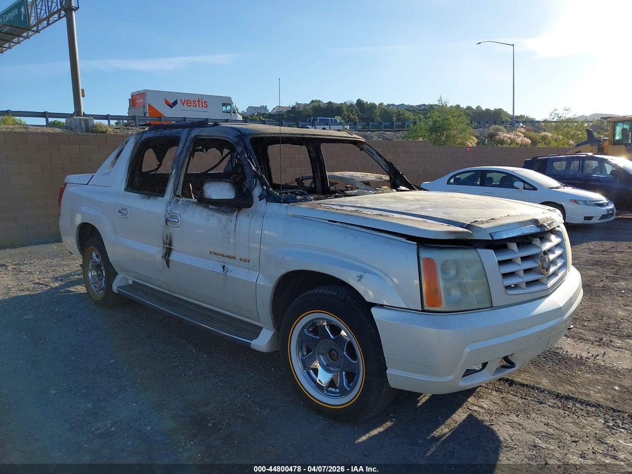 2003 CADILLAC ESCALADE EXT STANDARD