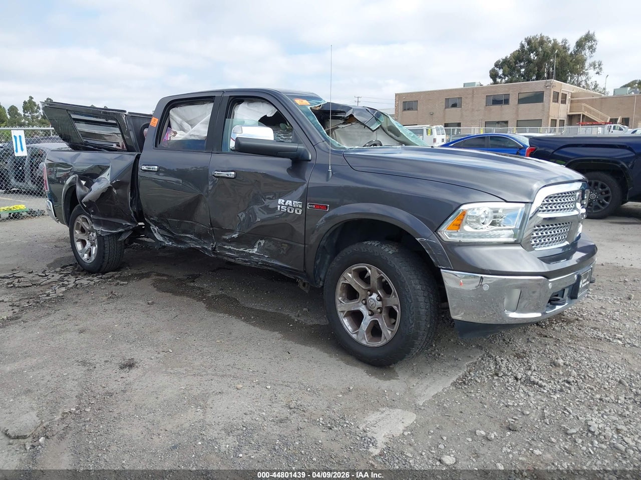 1C6RR7VM0GS****** · 2016 RAM 1500 LARAMIE