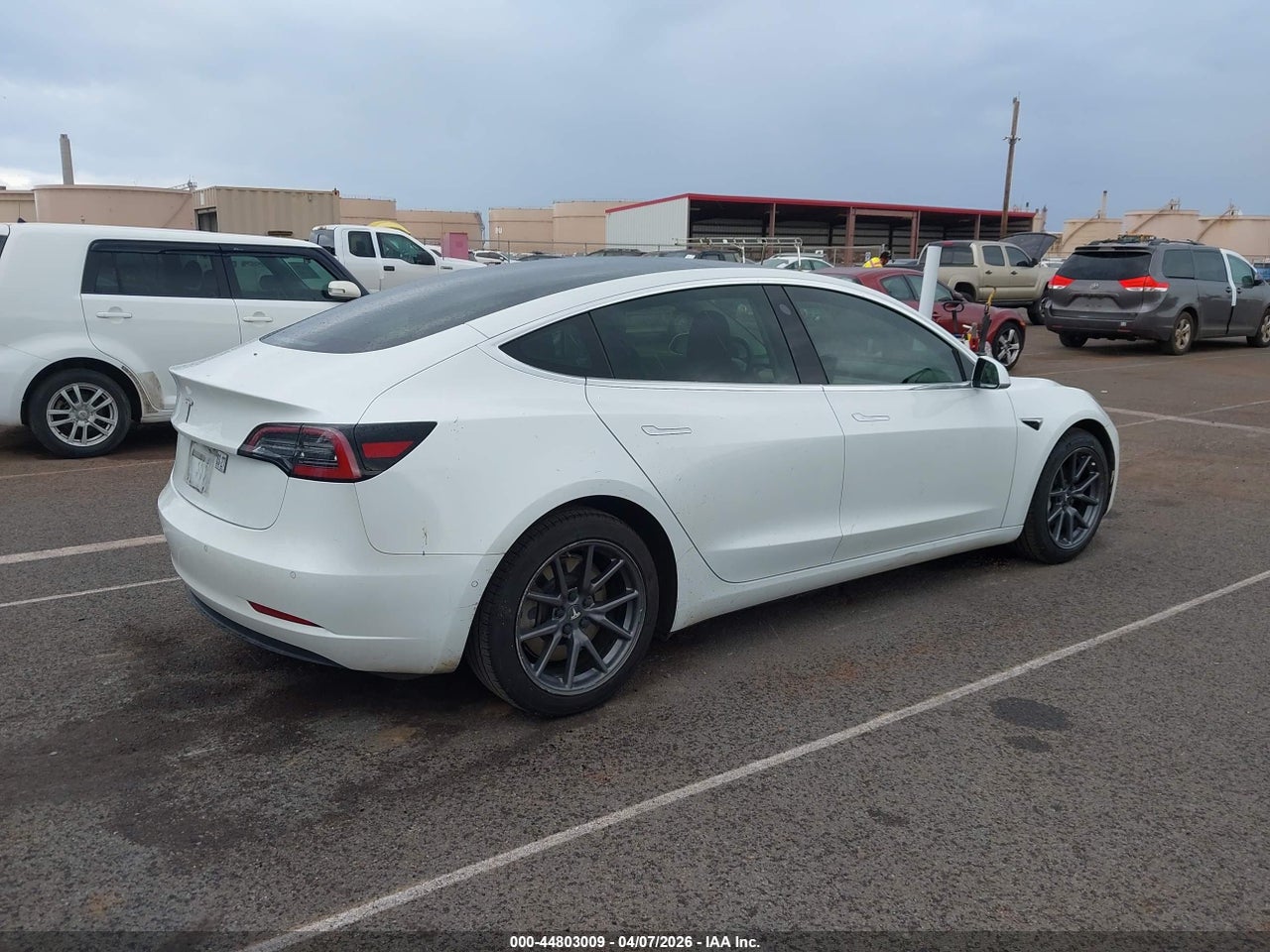 2018 TESLA MODEL 3 LONG RANGE/MID RANGE · 4/11