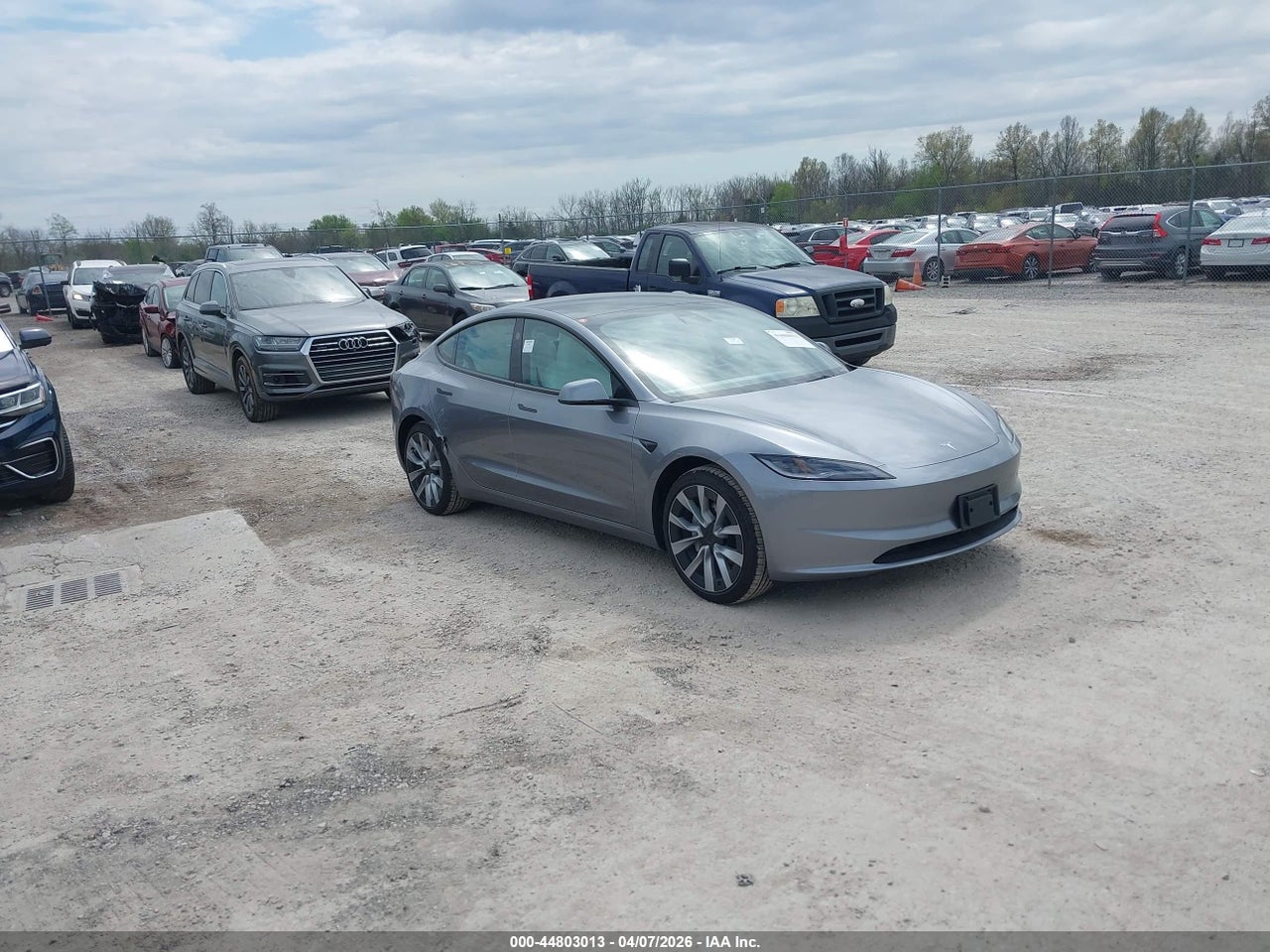 5YJ3E1EA0SF****** · 2025 TESLA MODEL 3 LONG RANGE REAR-WHEEL DRIVE/STANDARD REAR-WHEEL DRIVE