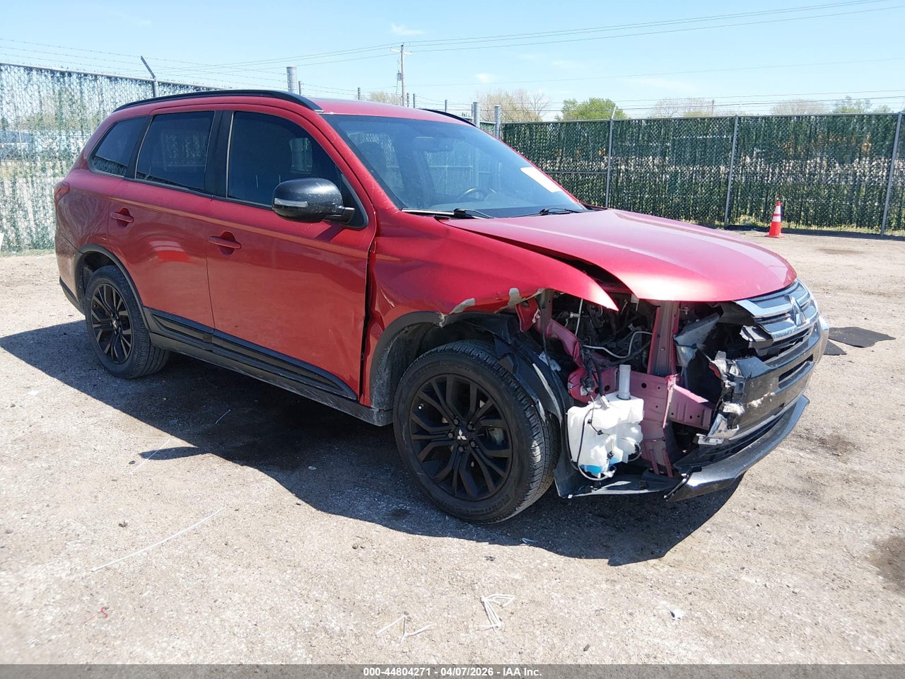 JA4AZ3A38JZ****** · 2018 MITSUBISHI OUTLANDER LE