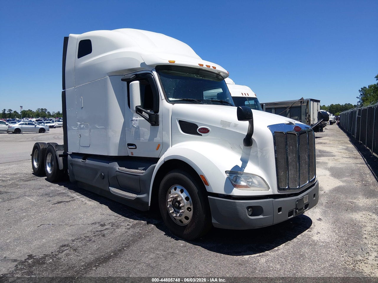1XPBD49X6LD****** · 2020 PETERBILT 579