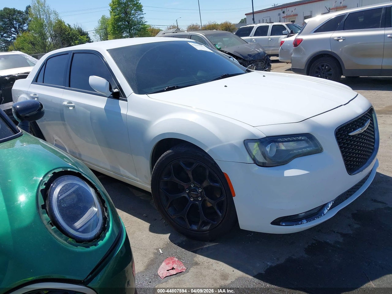 2C3CCABG8KH****** · 2019 CHRYSLER 300 300S