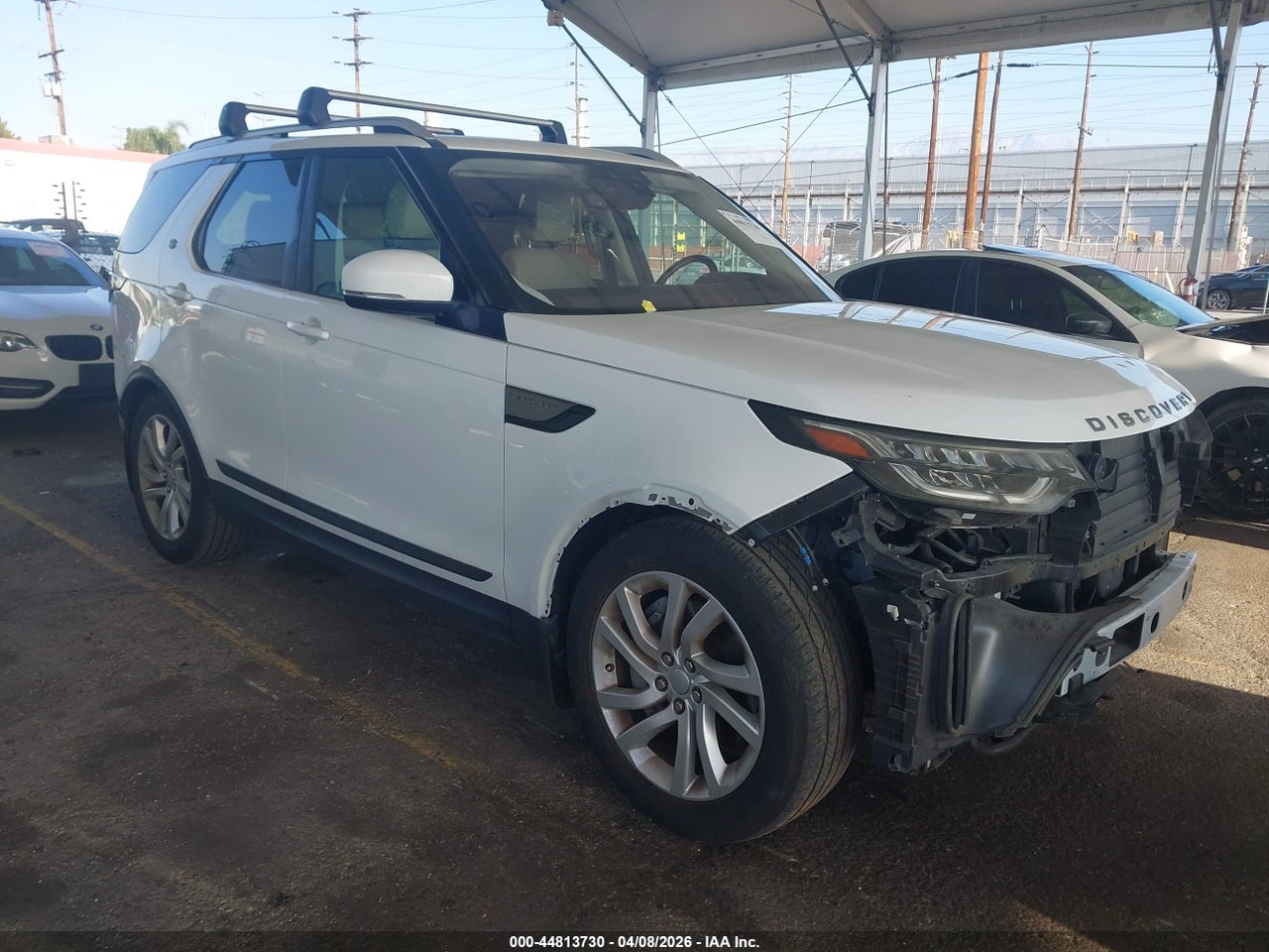 SALRG2RV3K2****** · 2019 LAND ROVER DISCOVERY SE