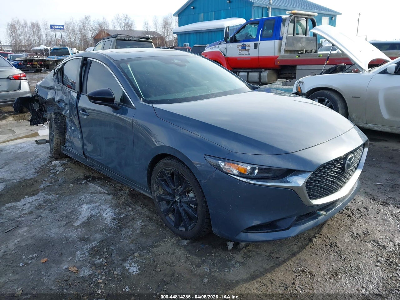 3MZBPACM5PM****** · 2023 MAZDA MAZDA3 2.5 S CARBON EDITION