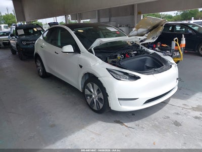 7SAYGDEEXNF****** · 2022 TESLA MODEL Y LONG RANGE DUAL MOTOR ALL-WHEEL DRIVE