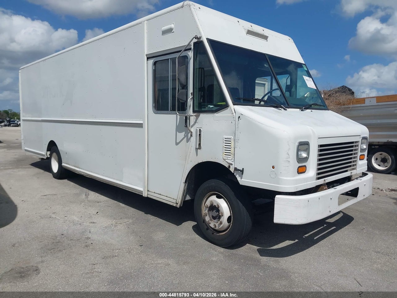 4UZAC3DV4DC****** · 2013 FREIGHTLINER CHASSIS M LINE WALK-IN VAN