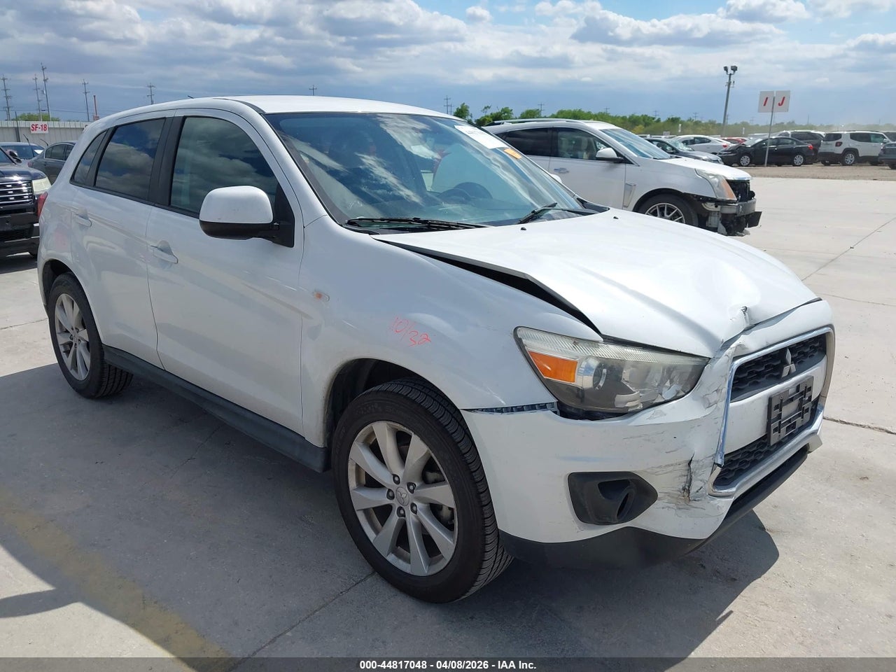 4A4AP3AU6EE****** · 2014 MITSUBISHI OUTLANDER SPORT ES
