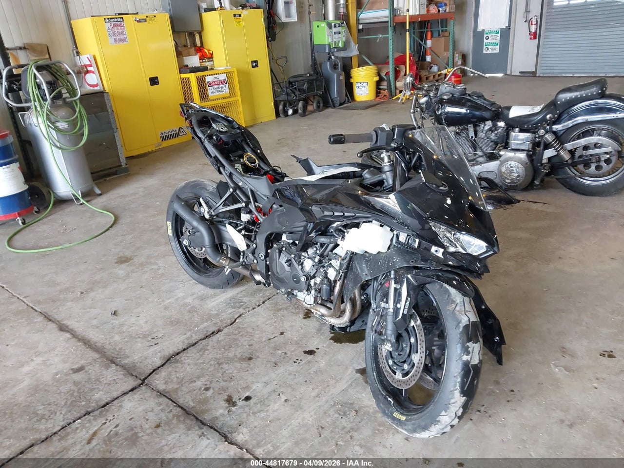 ML5ZXCS13RD****** · 2024 KAWASAKI ZX400 S