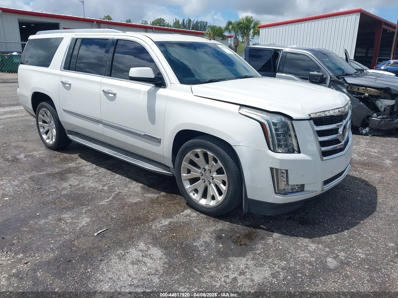 1GYS4JKJ1FR****** · 2015 CADILLAC ESCALADE ESV PREMIUM