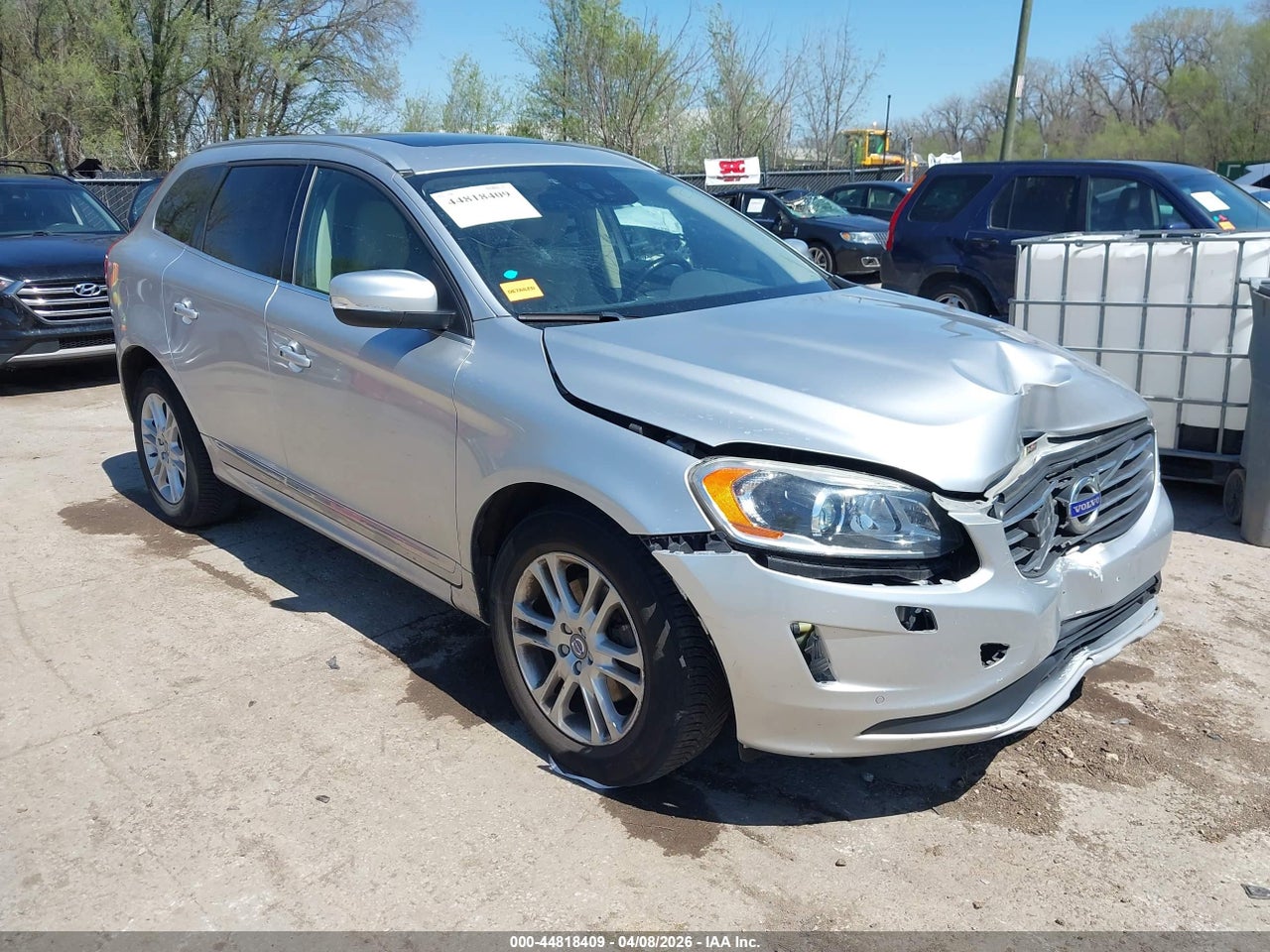 YV440MDM7G2****** · 2016 VOLVO XC60 T5 DRIVE-E PLATINUM