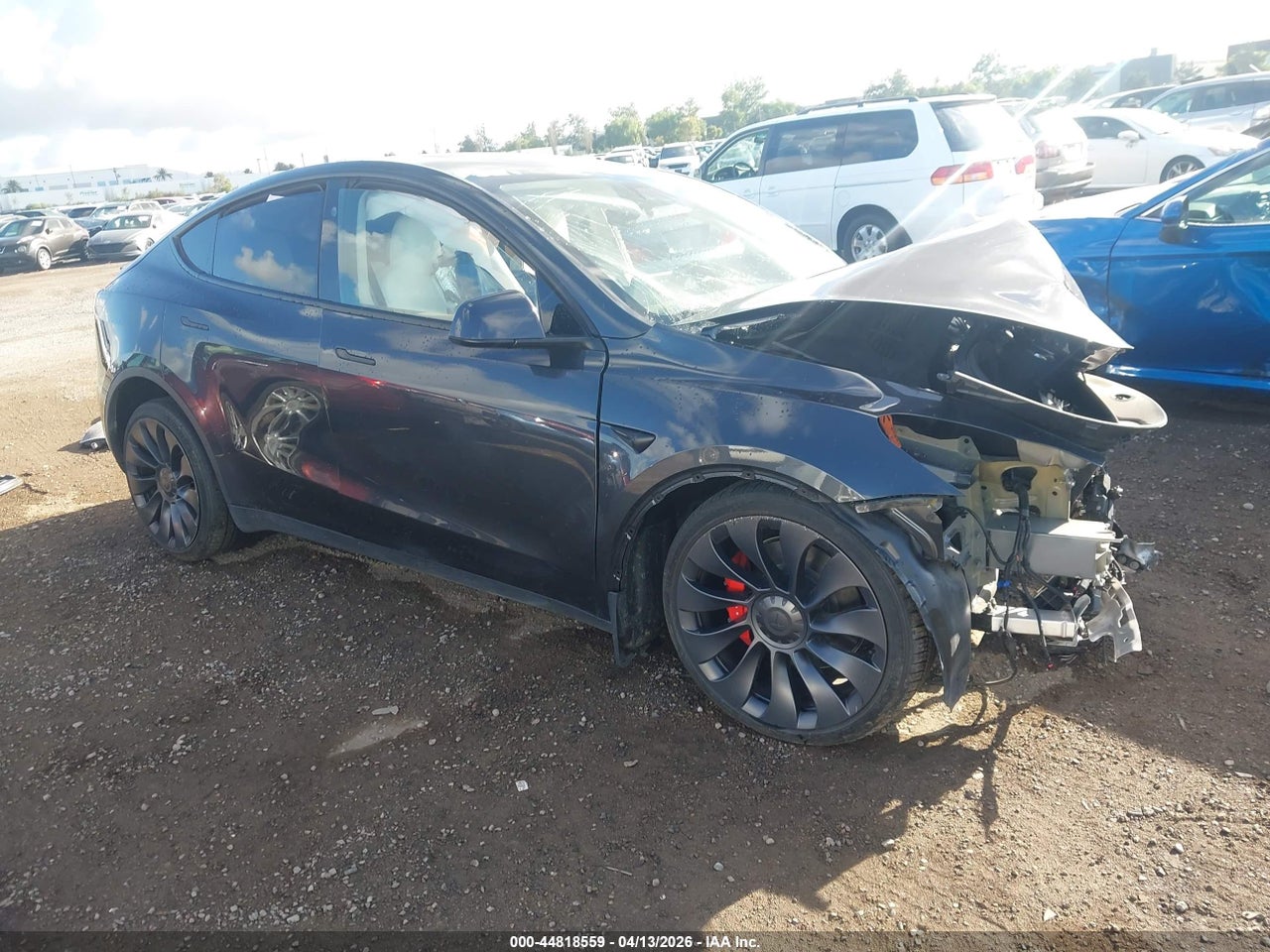 7SAYGDEF9RF****** · 2024 TESLA MODEL Y PERFORMANCE DUAL MOTOR ALL-WHEEL DRIVE