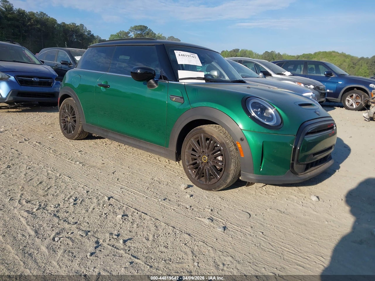 WMW13DJ07N2****** · 2022 MINI SE HARDTOP COOPER
