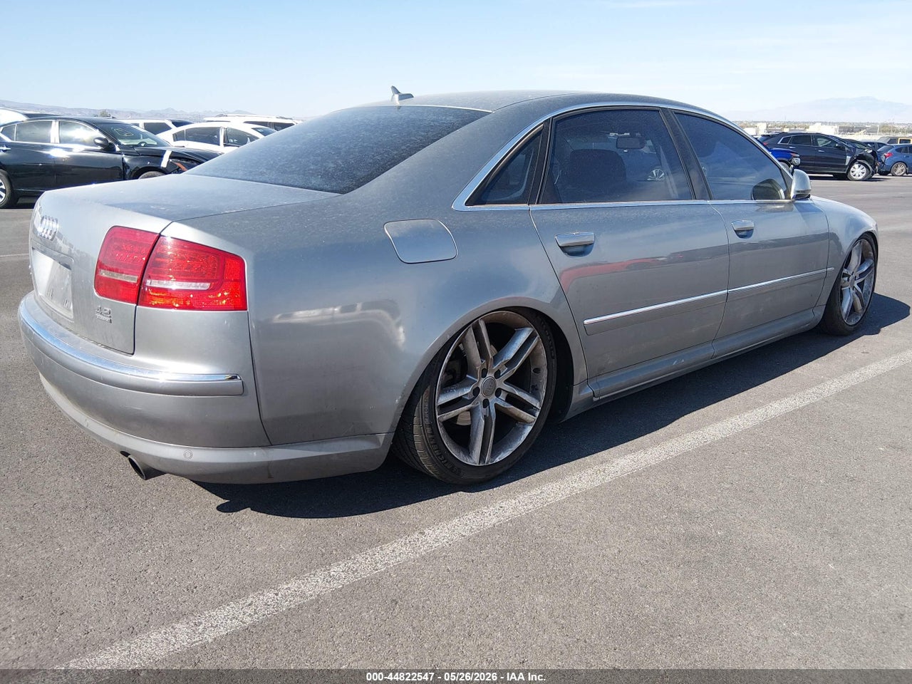 2010 AUDI A8 L 4.2 · 4/11