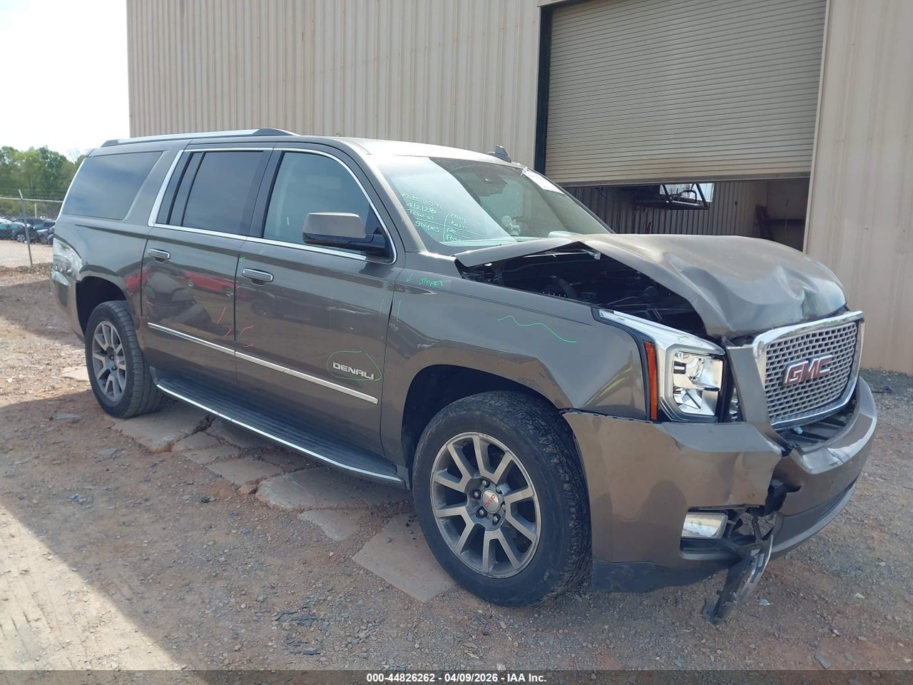 1GKS2HKJXGR****** · 2016 GMC YUKON XL DENALI