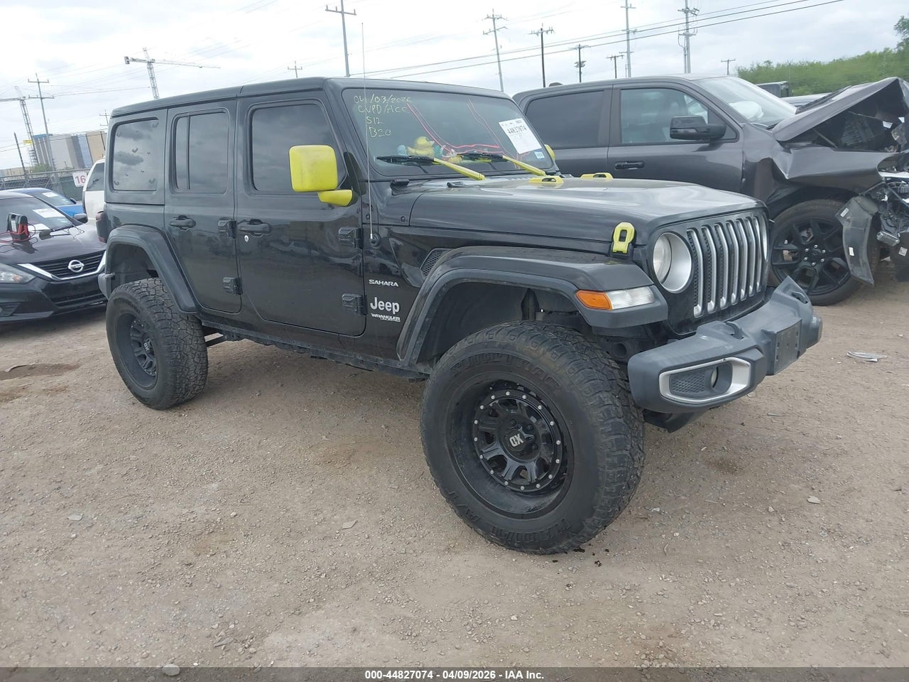 1C4HJXEG7JW****** · 2018 JEEP WRANGLER UNLIMITED SAHARA 4X4