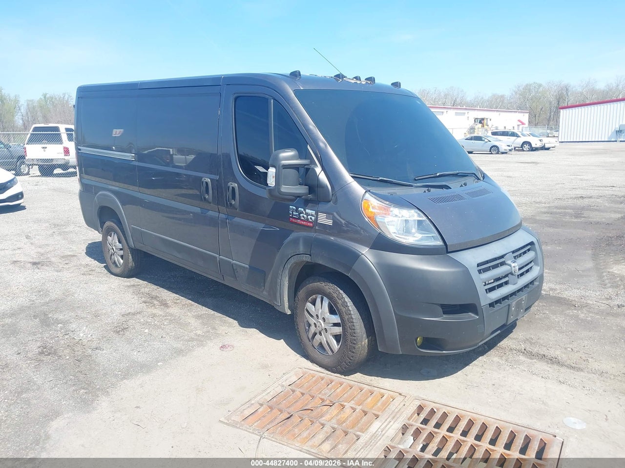 3C6ERVAG8ME****** · 2021 RAM PROMASTER 1500 LOW ROOF 136 WB