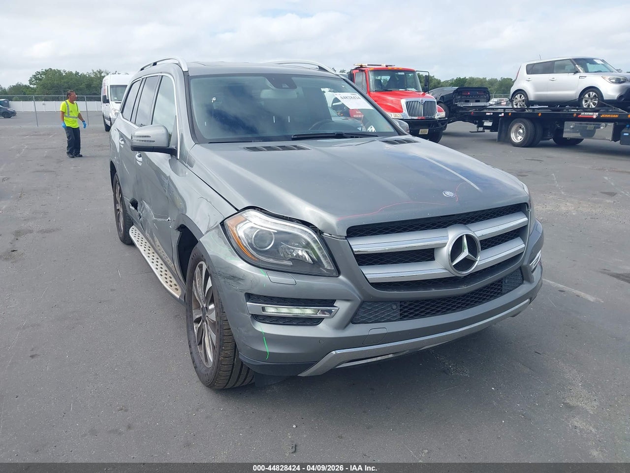 4JGDF6EE2FA****** · 2015 MERCEDES-BENZ GL 450 4MATIC