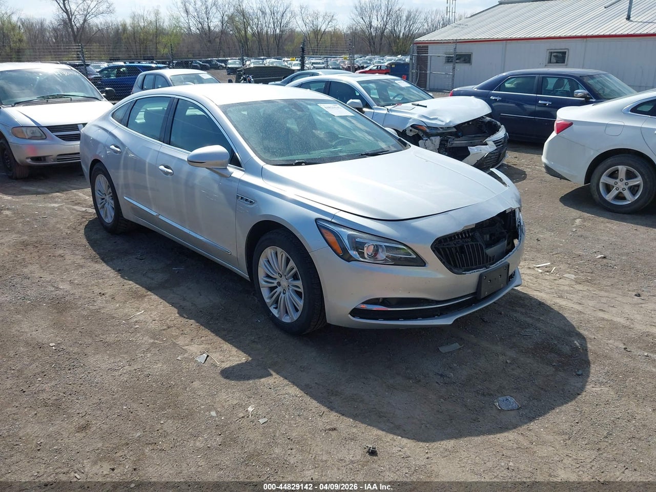 1G4ZP5SZXJU****** · 2018 BUICK LACROSSE ESSENCE