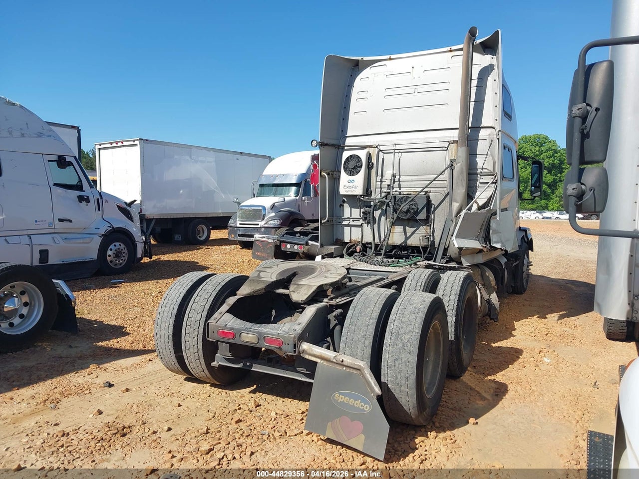 2012 VOLVO VN VNL · 4/4