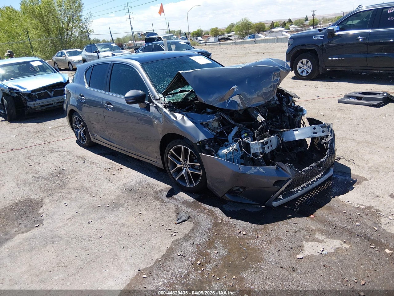JTHKD5BHXF2****** · 2015 LEXUS CT 200H
