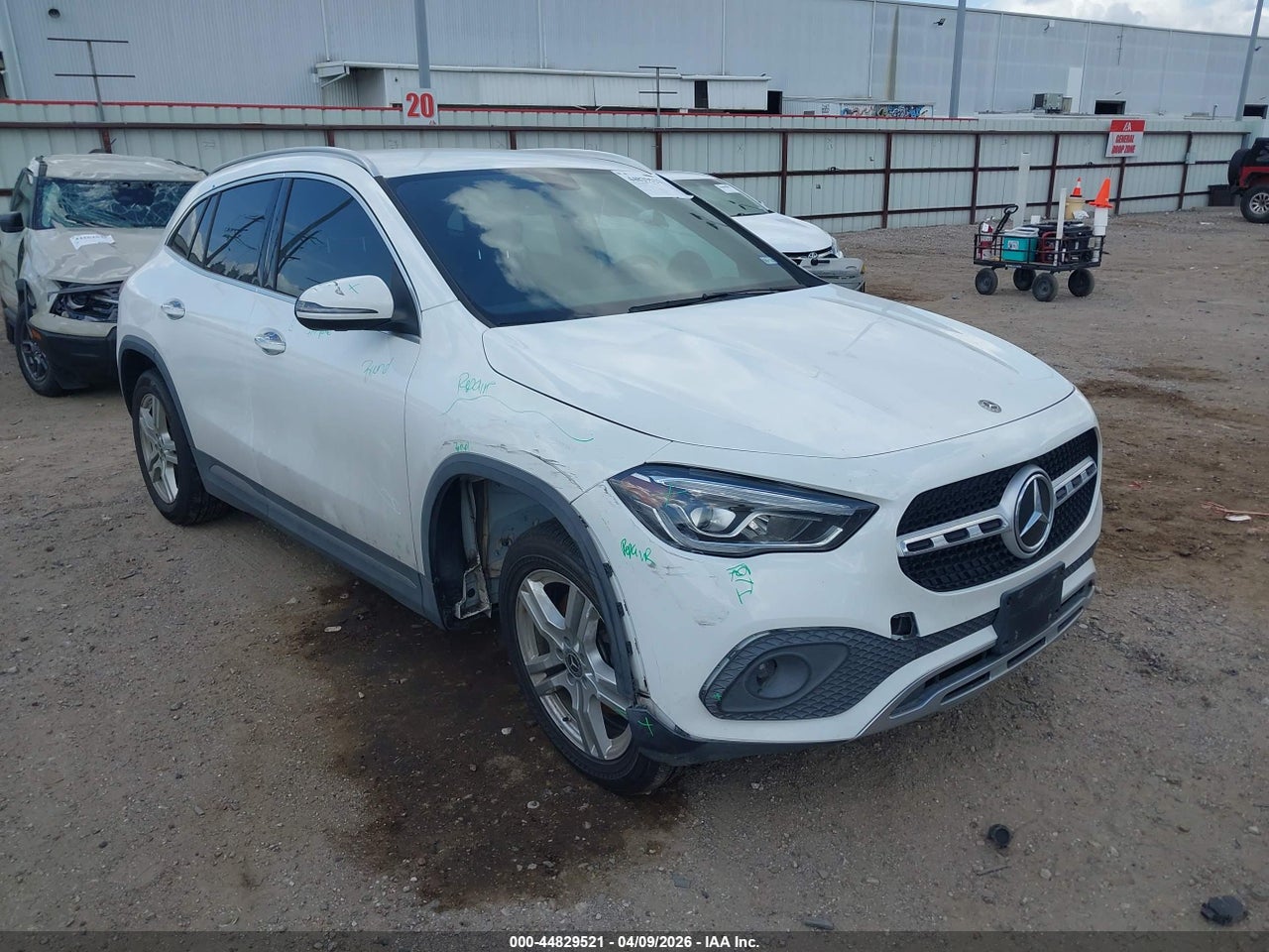 W1N4N4GB5MJ****** · 2021 MERCEDES-BENZ GLA 250