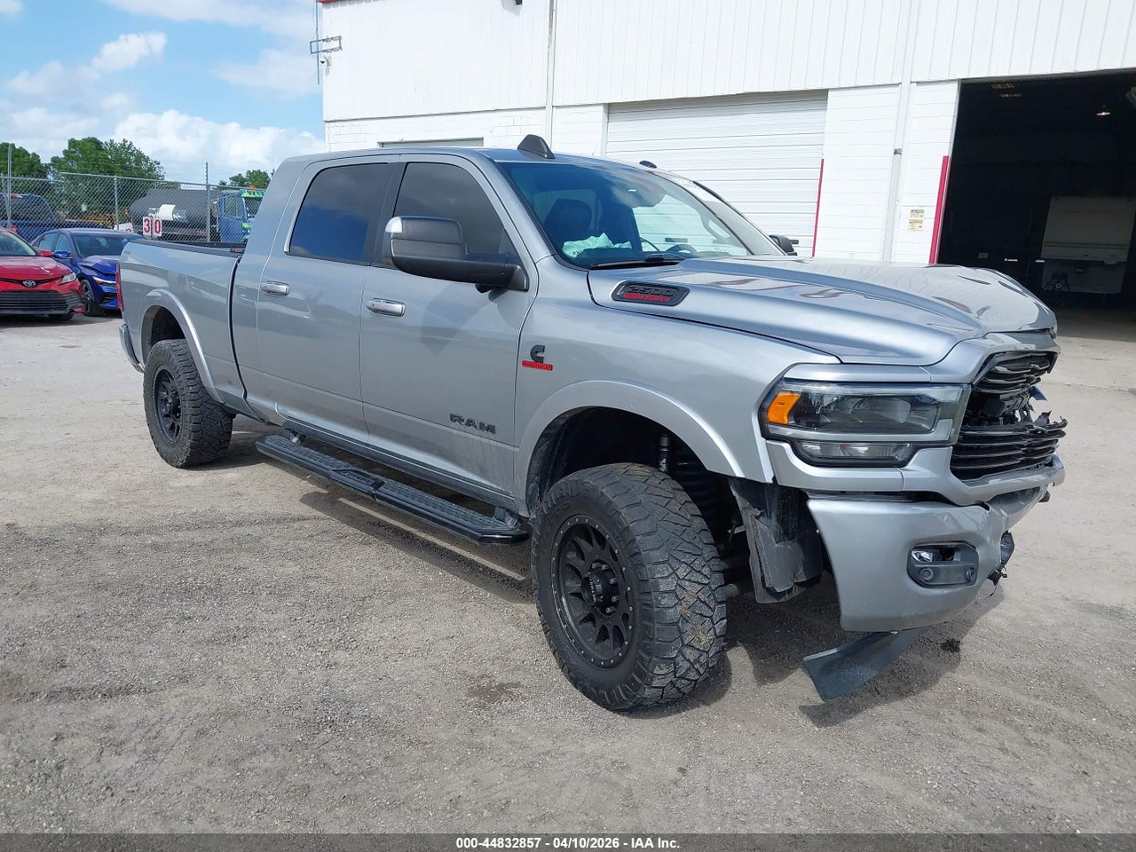 3C6UR5NL0NG****** · 2022 RAM 2500 LARAMIE  4X4 6'4 BOX