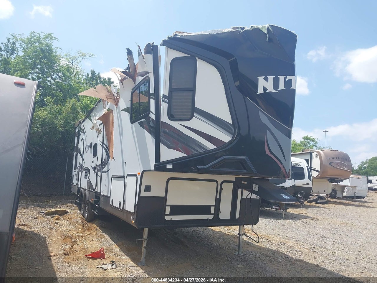 4X4FXLG27GF****** · 2016 FOREST RIVER OTHER