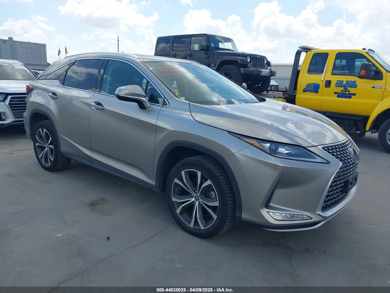 2T2HZMAA5NC****** · 2022 LEXUS RX 350