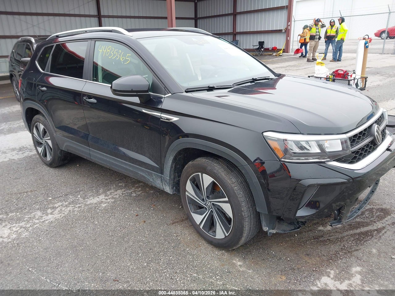 3VVUX7B29RM****** · 2024 VOLKSWAGEN TAOS 1.5T SE