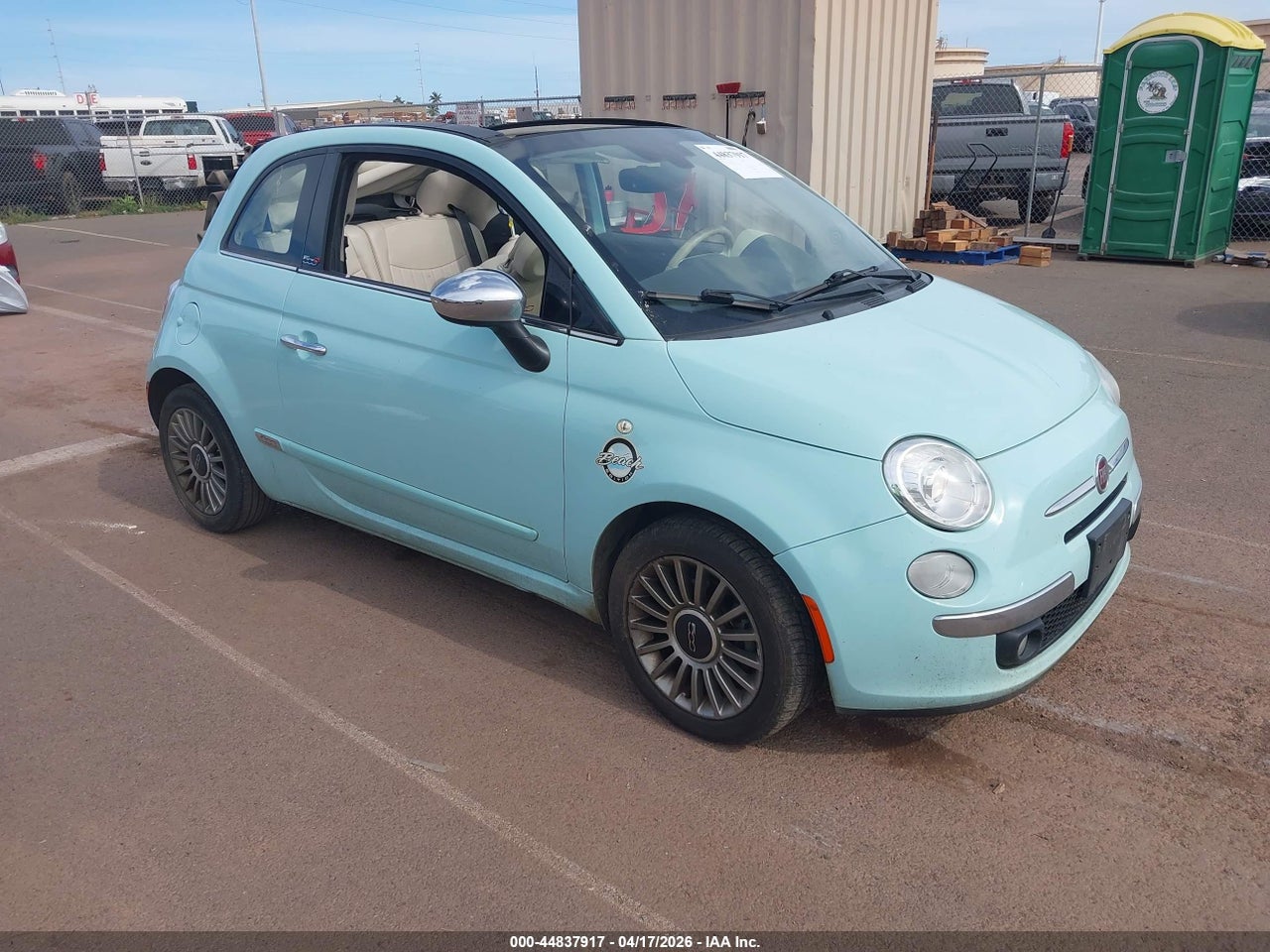 3C3CFFER9HT****** · 2017 FIAT 500C LOUNGE