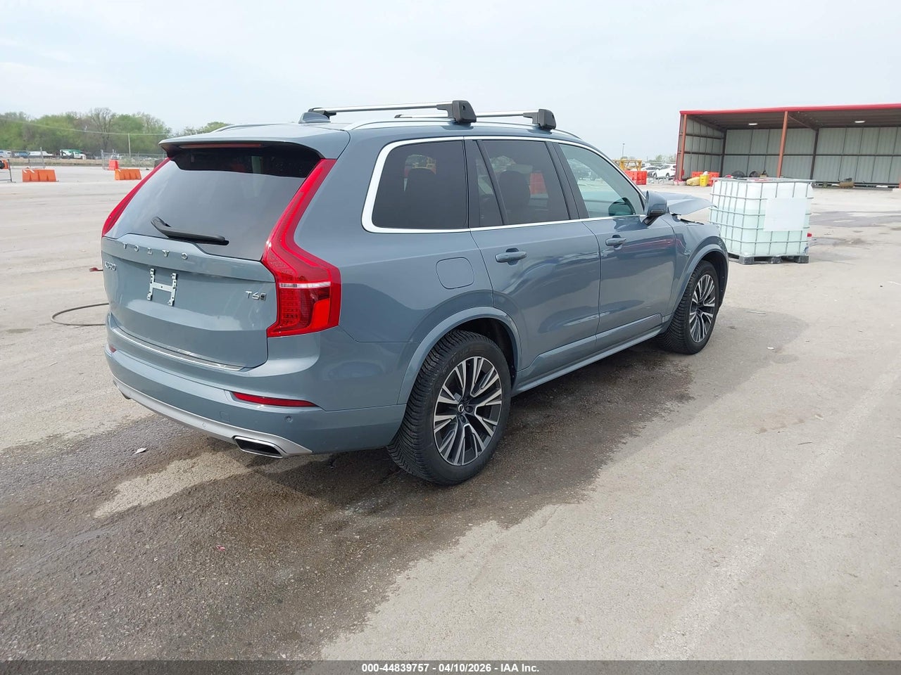 2020 VOLVO XC90 T6 MOMENTUM 7 PASSENGER · 4/11