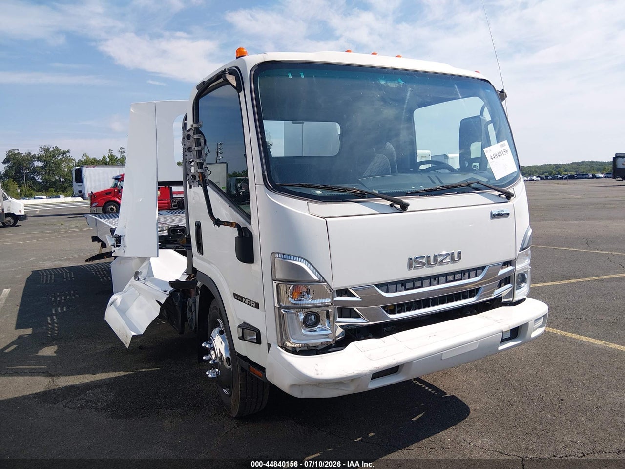 JALE5W169N7****** · 2022 ISUZU NRR