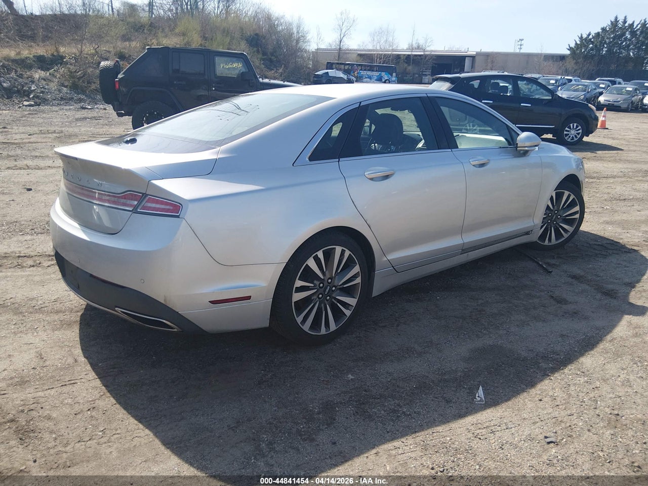 2017 LINCOLN MKZ RESERVE · 4/11
