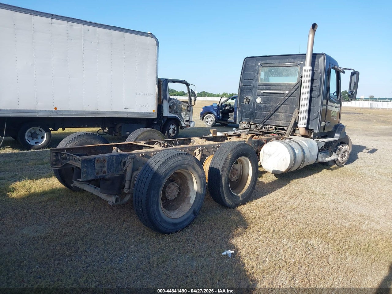 2015 VOLVO VN VNL · 4/4