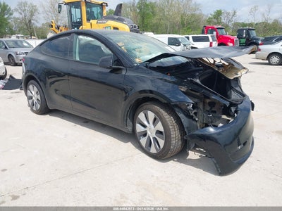 2024 TESLA MODEL Y LONG RANGE SINGLE MOTOR REAR-WHEEL DRIVE/RWD