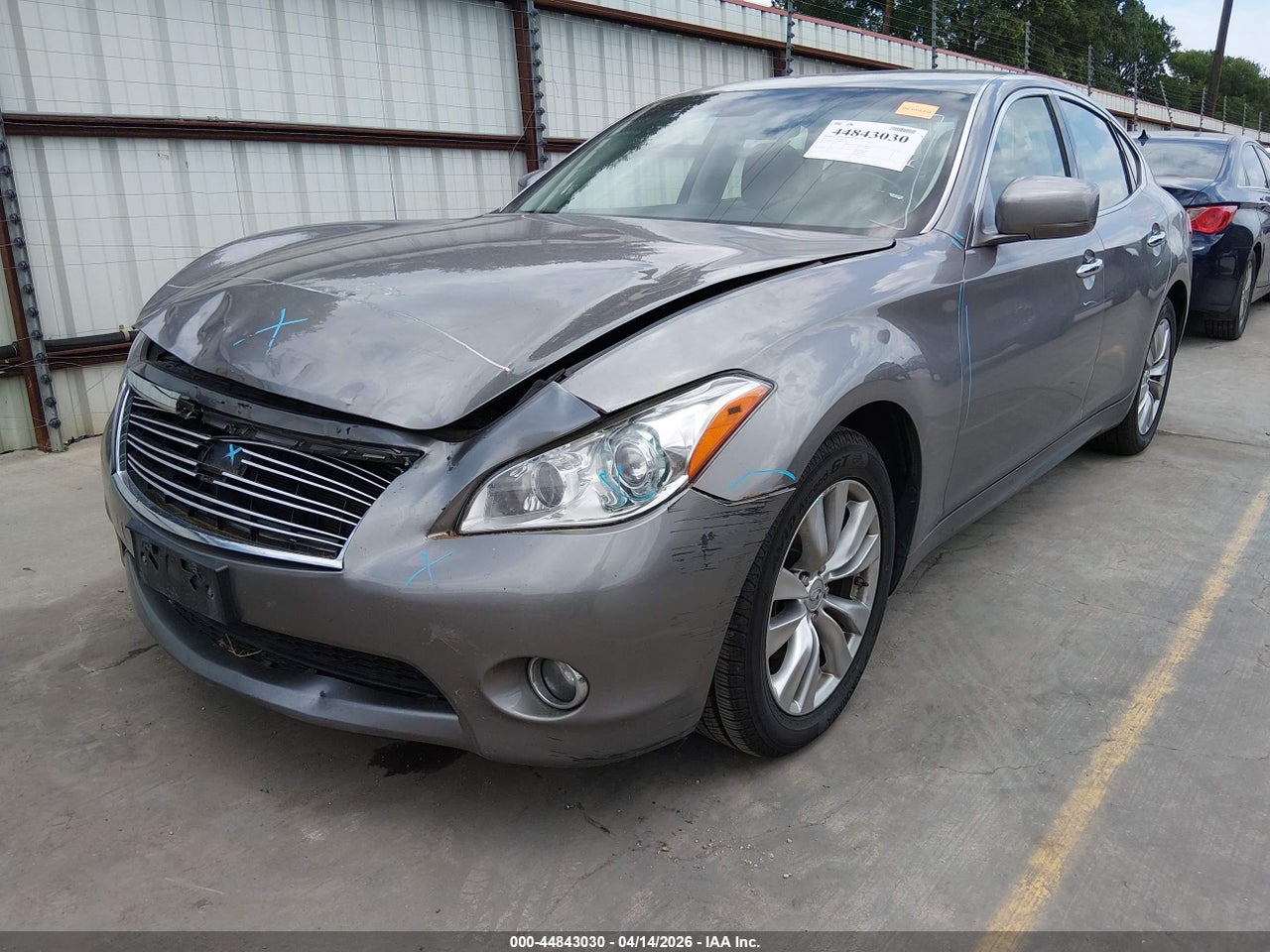 2012 INFINITI M37 · 2/11
