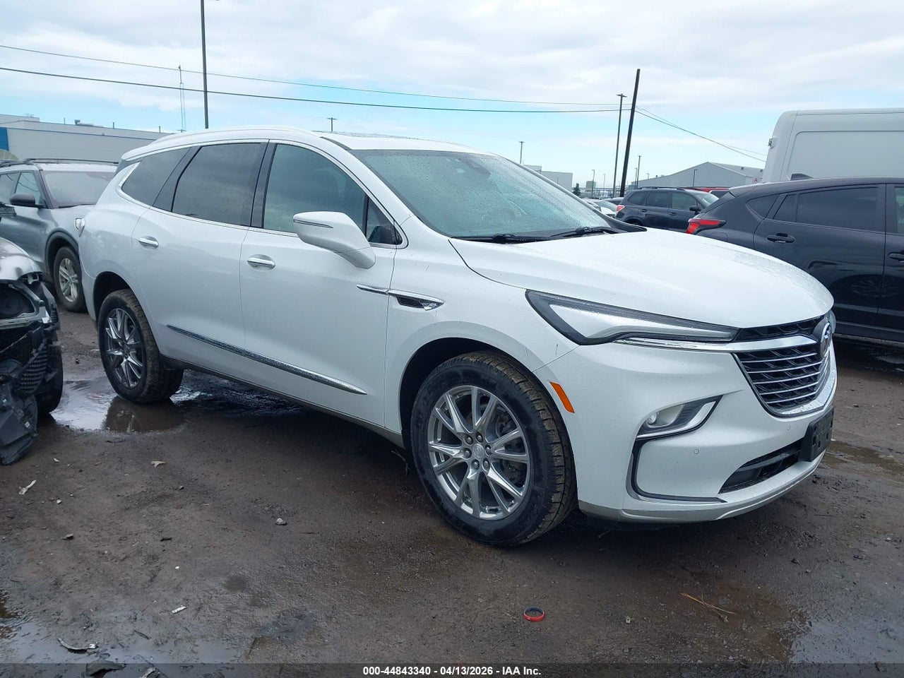 5GAEVAKW4NJ****** · 2022 BUICK ENCLAVE AWD ESSENCE