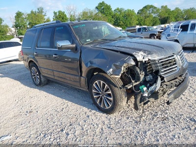 5LMJJ2JT8HE****** · 2017 LINCOLN NAVIGATOR SELECT