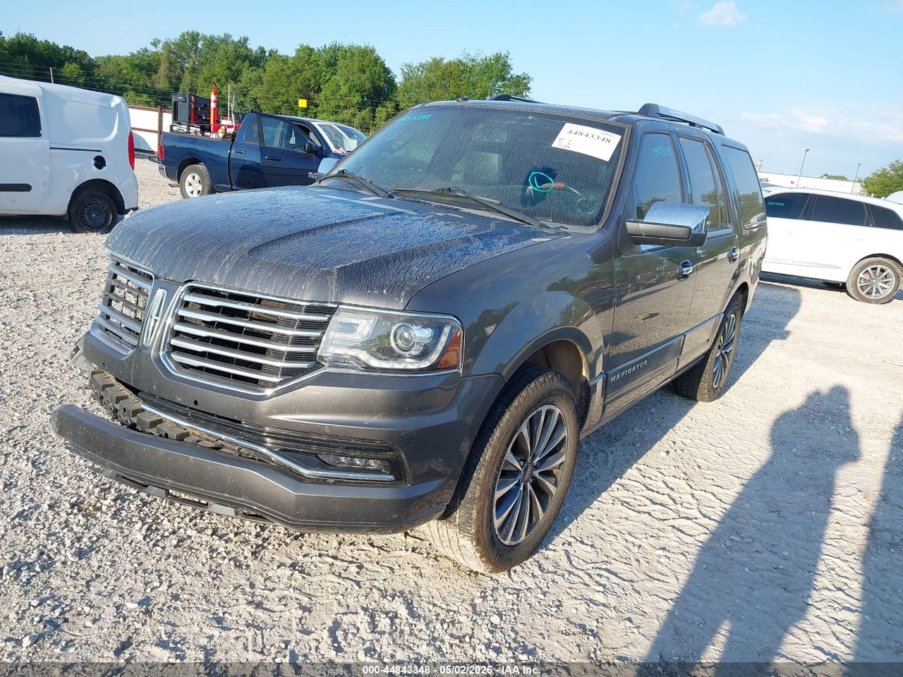 2017 LINCOLN NAVIGATOR SELECT · 2/11