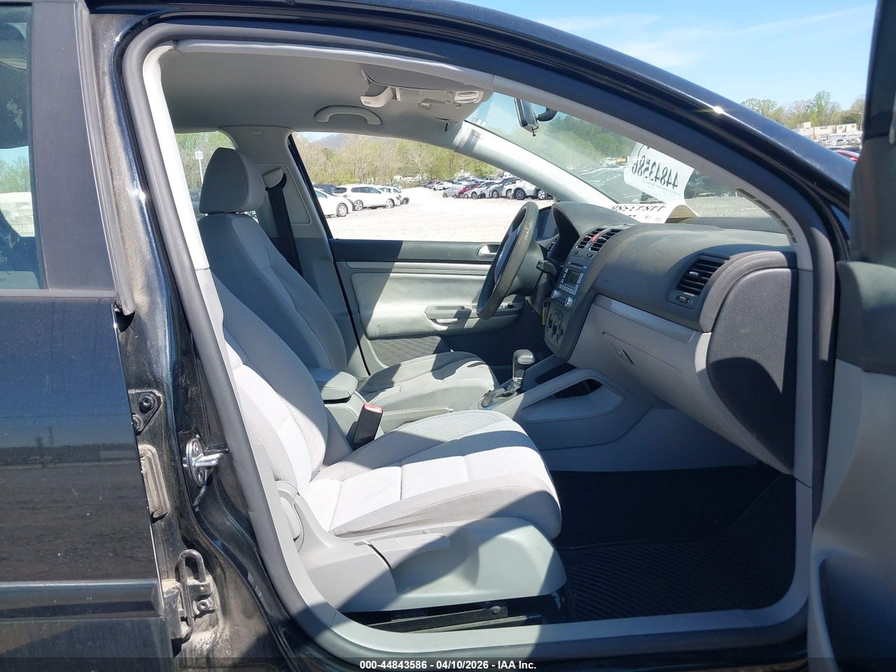 2008 VOLKSWAGEN RABBIT S · 5/11